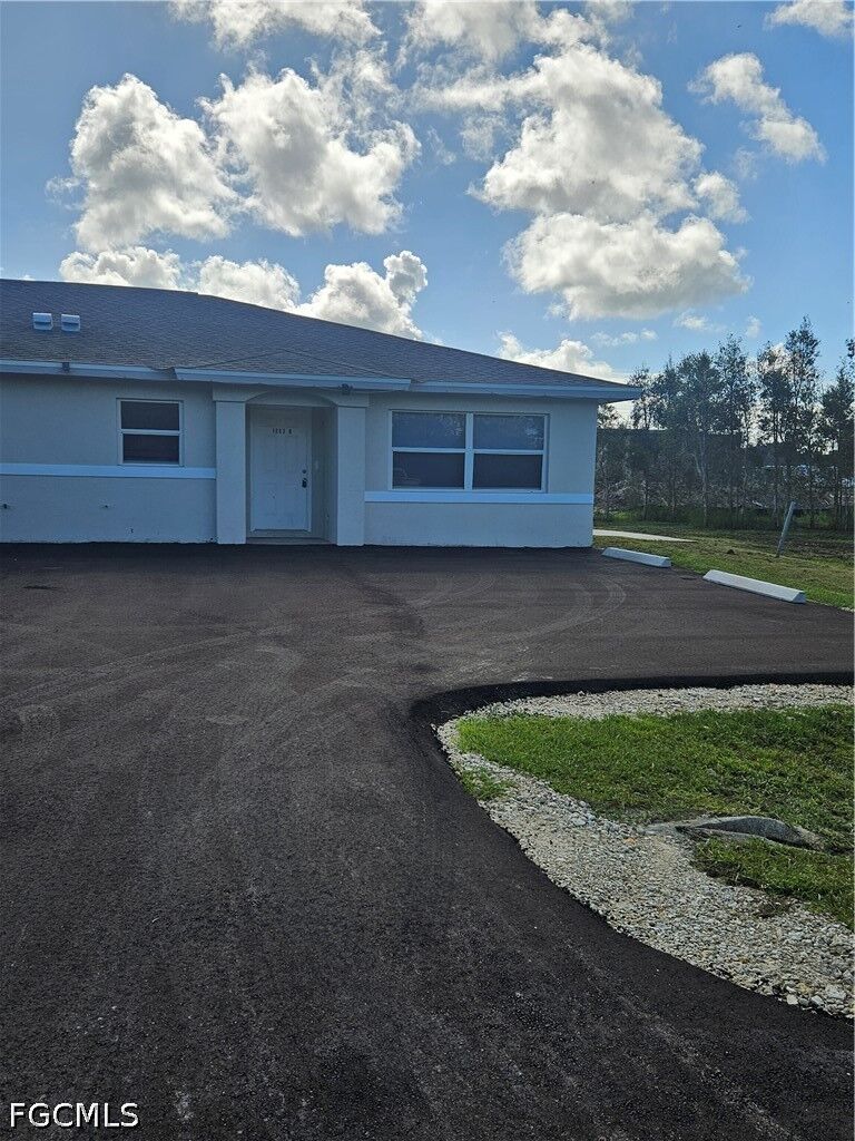 Property Photo:  1247 Bacon Avenue B  FL 33913 