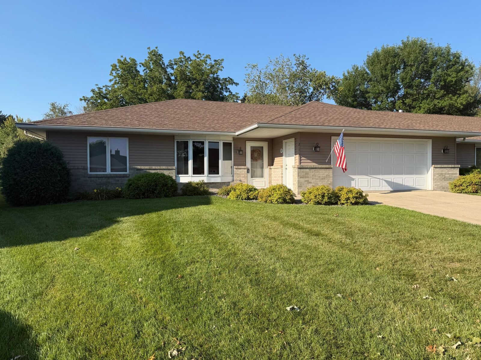 Property Photo:  217 Green Lea Lane  MN 56007 