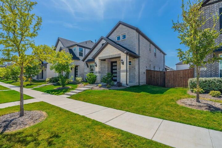 Property Photo:  11451 Chepstow Crescent Court  TX 75035 