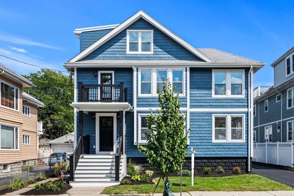 Property Photo:  31-33 Pondview Road 31  MA 02474 