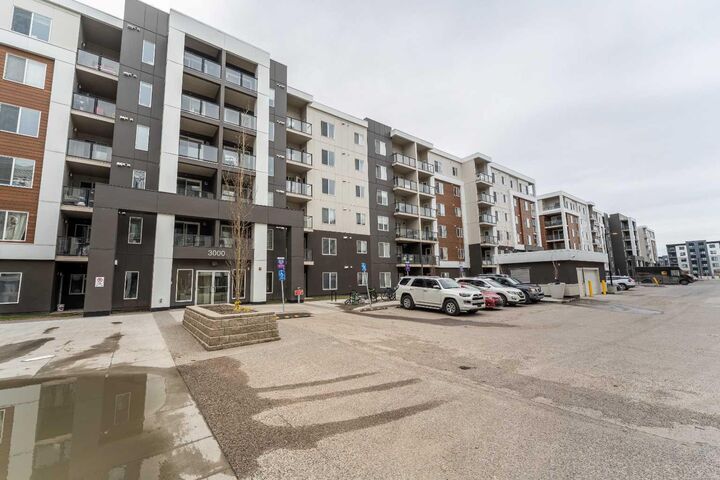 Property Photo: 4641 128 Avenue NE 3623 AB T3N 1B6