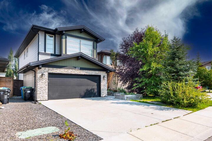 Property Photo: 157 Walden Park SE AB T2X 0Z1