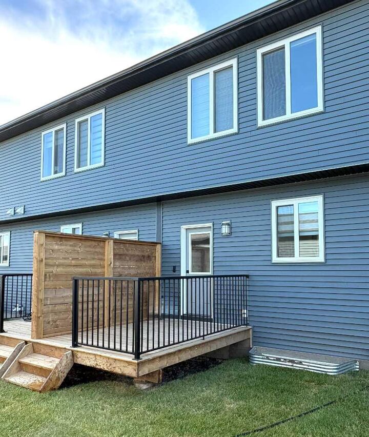 Property Photo: 367 Wolf River Drive SE AB T2X 6G6