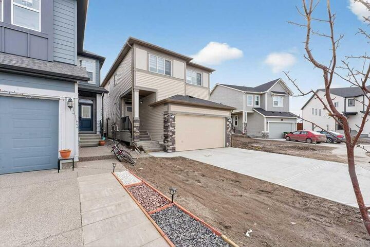 Property Photo:  268 Cornerbrook Road NE  AB T3N 2L2 
