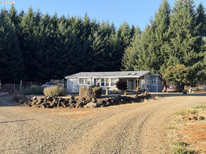 Property Photo:  26900 SW Regia Dr  OR 97378 