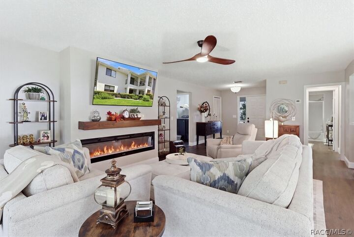 Property Photo:  91 Anton Court  FL 34446 