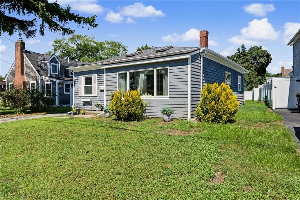 Property Photo:  26 Bowden Avenue  RI 02806 