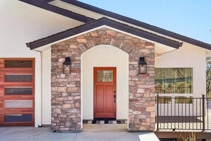 Property Photo:  14020 Tres Ninas Court  CA 95076 