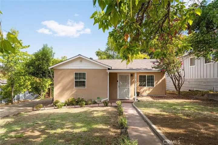 Property Photo: 15 Oak Park Way CA 95966