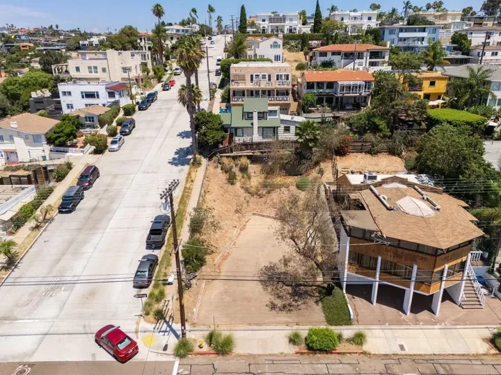 Property Photo: 3055 India CA 92103