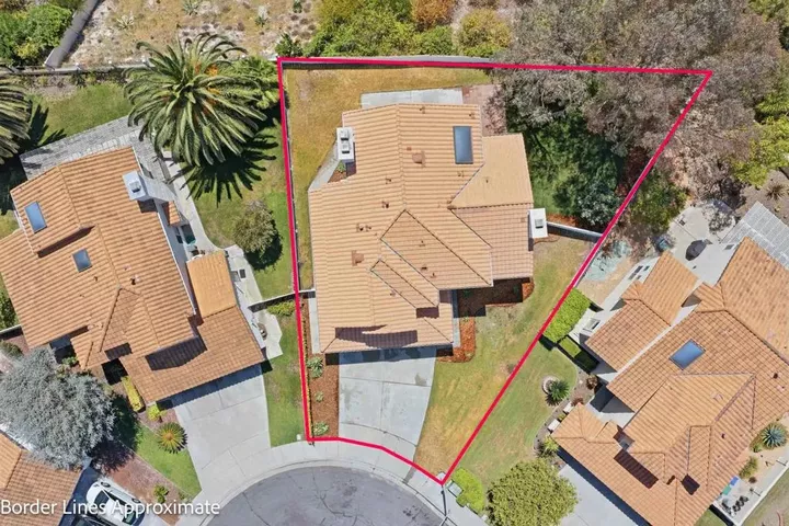 Property Photo:  615 Naples Court  CA 92057 
