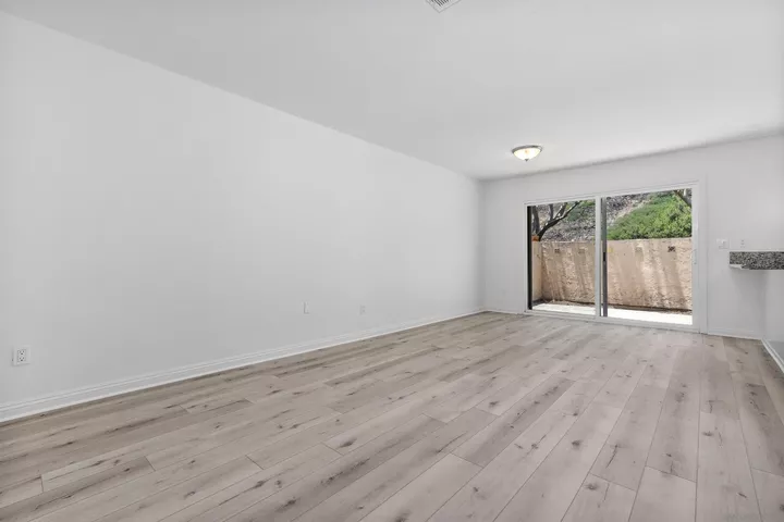 Property Photo: 3994 Caminito Patricia CA 92111