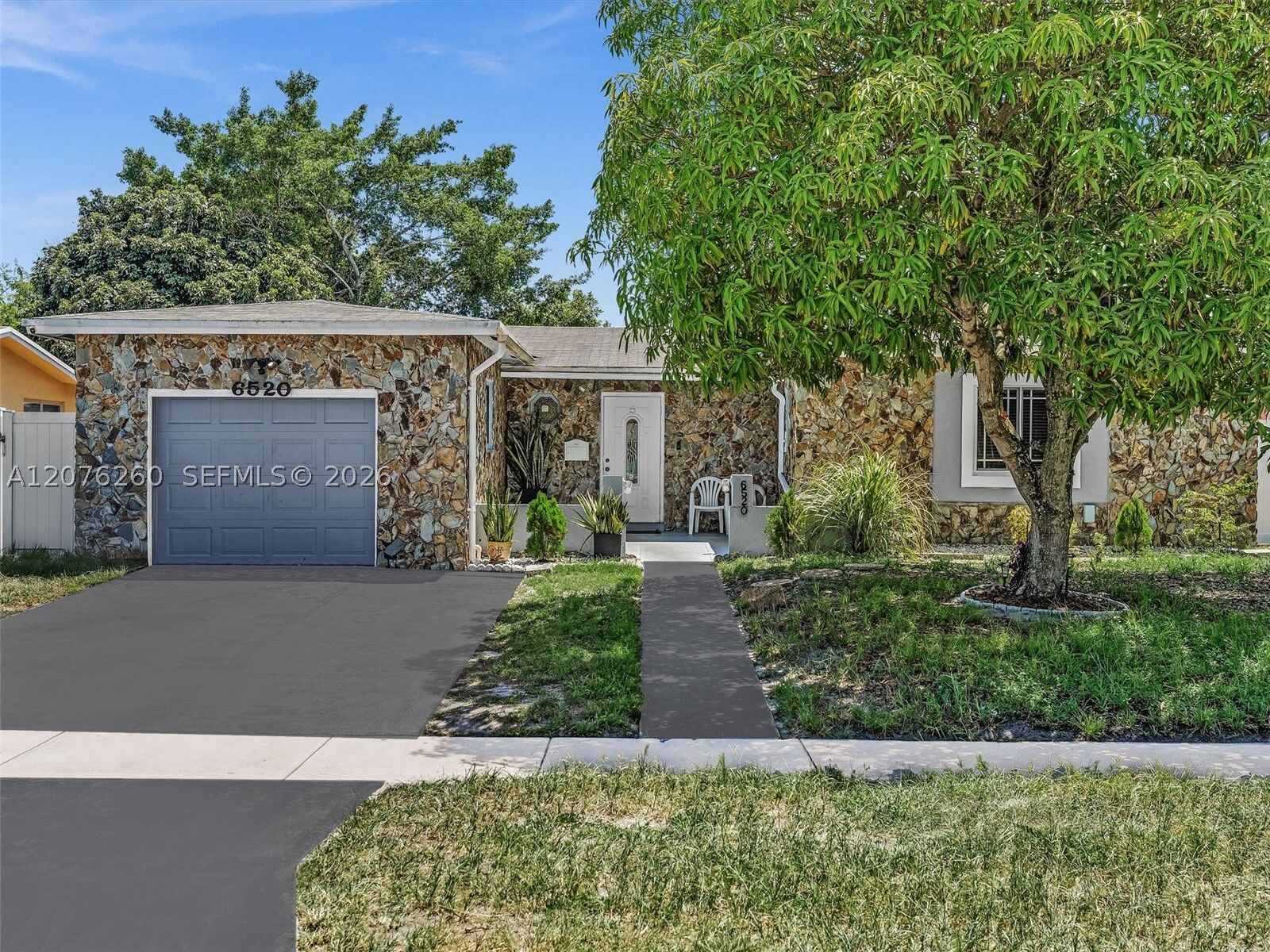 Property Photo: 6520 SW 7th Ct FL 33068
