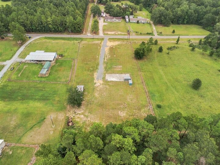 Property Photo: 677 Gearen Road LA 70633
