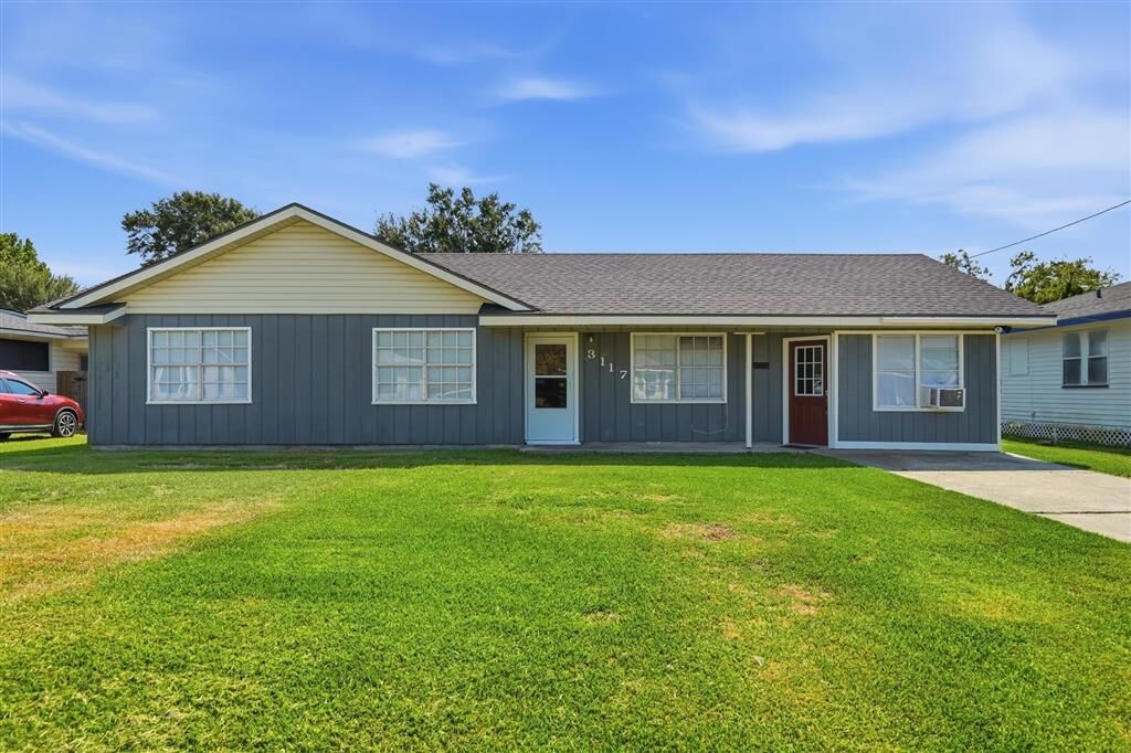 Property Photo: 3117 Burton Street LA 70601
