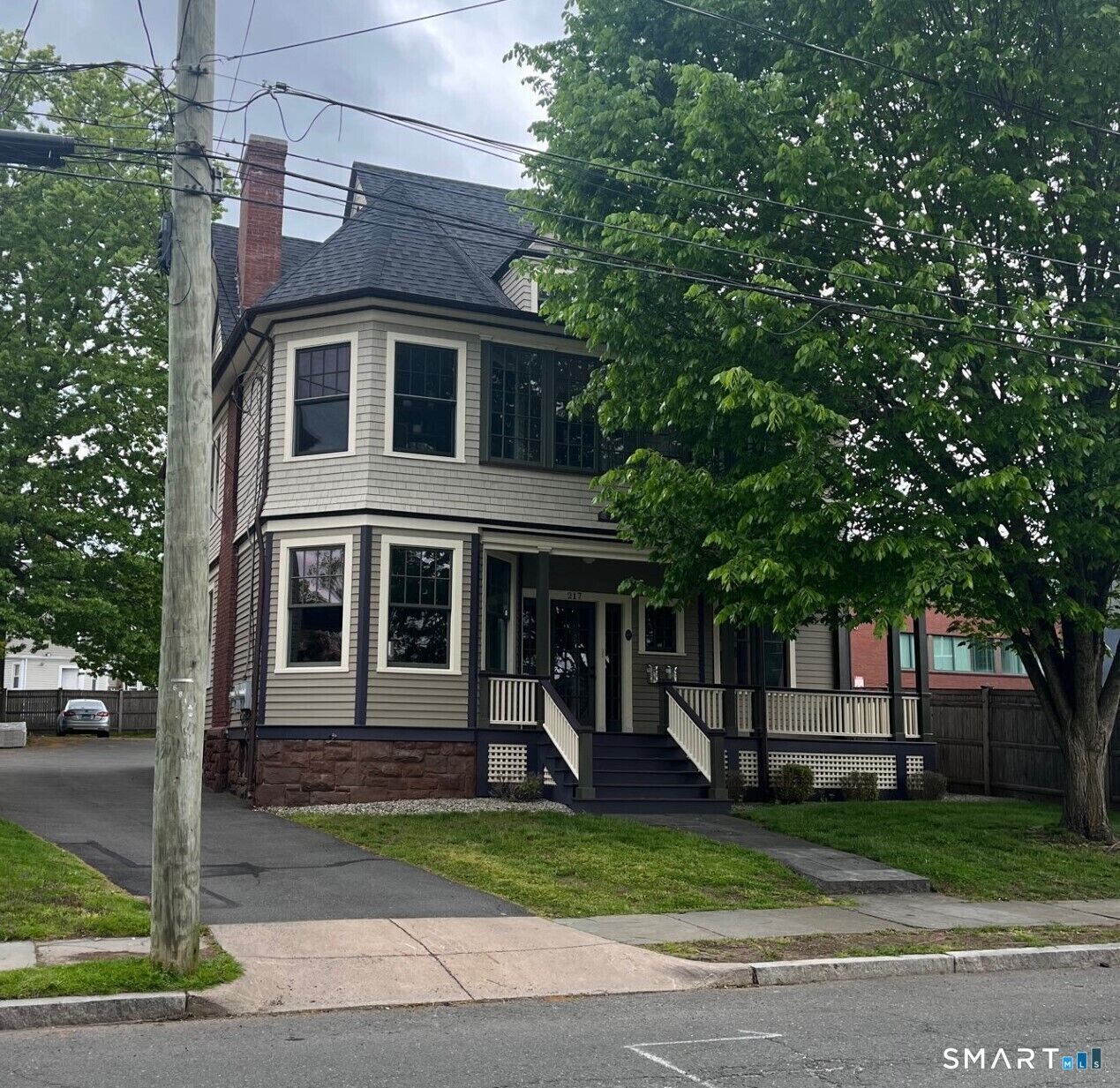 Property Photo:  217 Beacon Street  CT 06105 