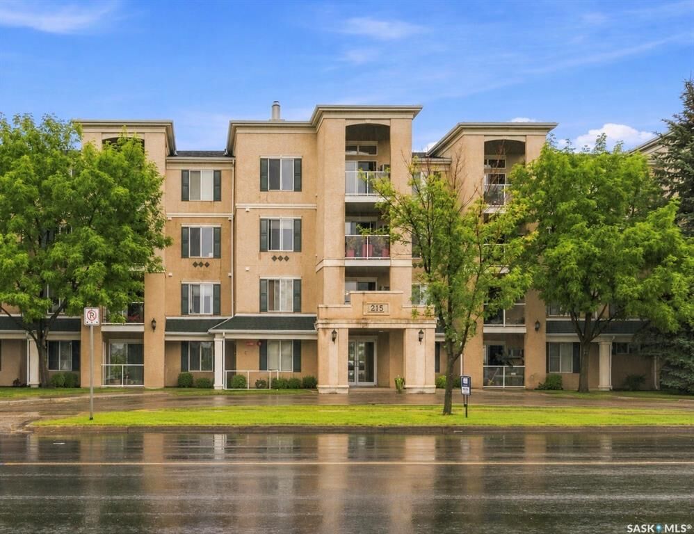 Property Photo: 215 Lowe Road 401 SK S7S 1N1