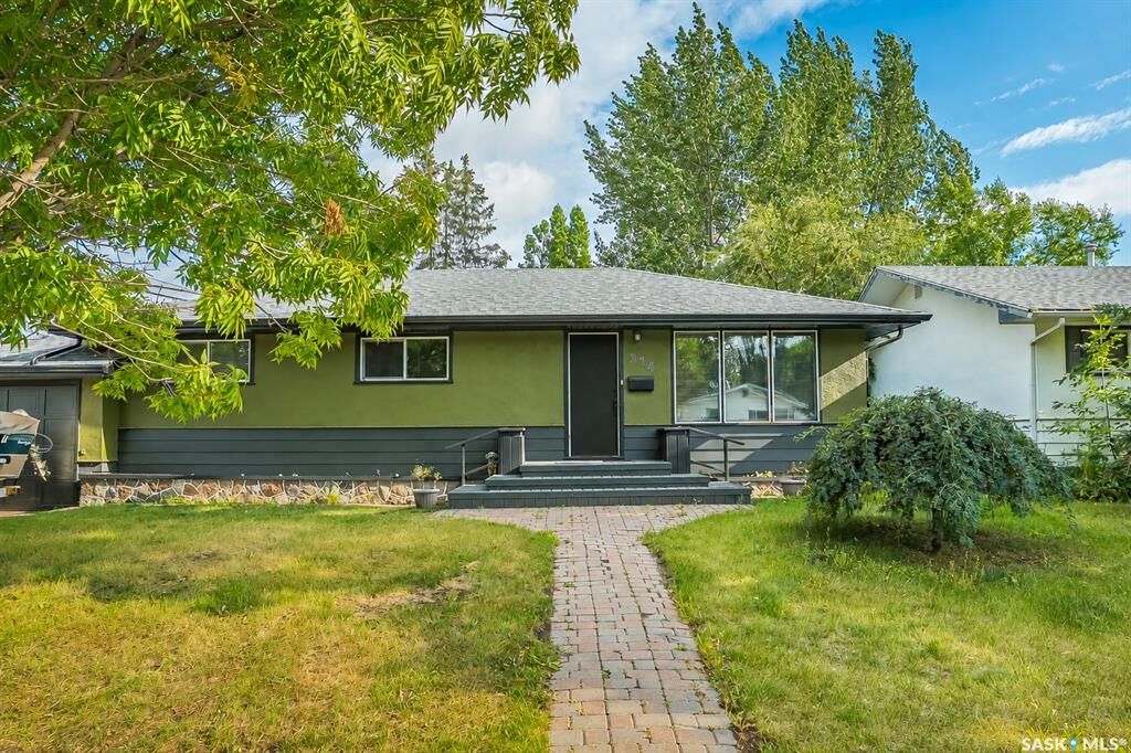Property Photo: 314 Cascade Street SK S7J 0M5