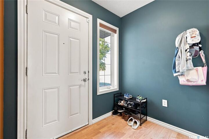 Property Photo:  3101 Tregarva Drive E 44  SK S4V 0K7 