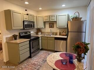 Property Photo: 2950 N Alvernon Way 3103 AZ 85712