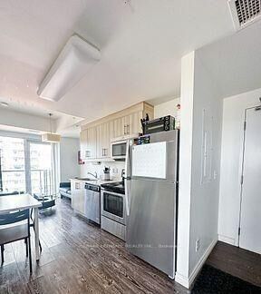 Property Photo:  158 King Street N 1001  ON N2J 0E5 