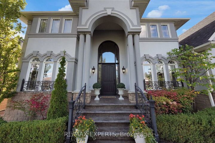 Property Photo:  91 Hunterwood Chase  ON L6A 3S1 