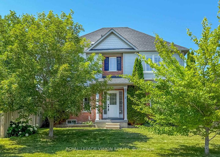 Property Photo: 2 Laprade Square ON L1C 0C8