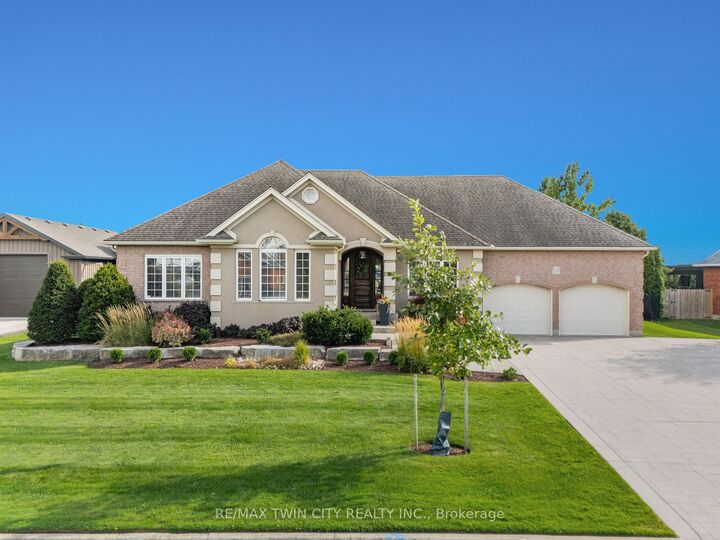 Property Photo: 26 Weberlyn Crescent ON N0B 1N0