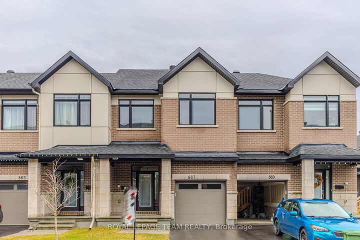 867 Anciano Crescent — photo 1