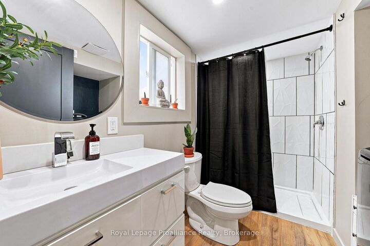 Property Photo: 161 University Avenue ON K8N 4Y4
