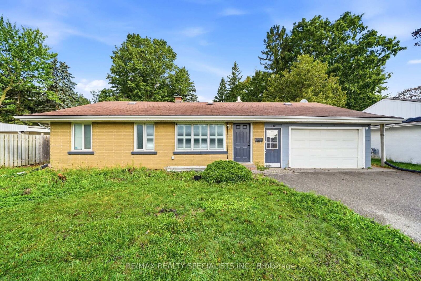 Property Photo: 337 Broadway Street ON L9W 1L5