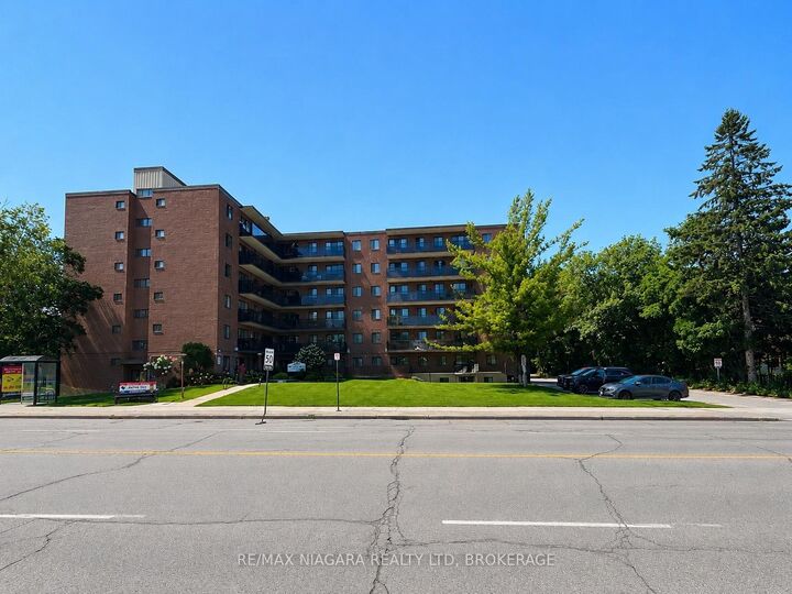 Property Photo:  550 King Street 201  ON L4R 3N1 