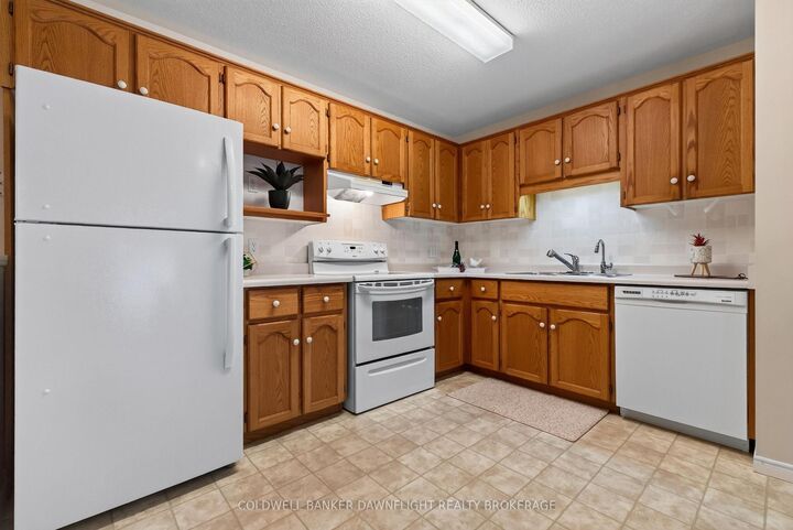 Property Photo:  300 Johnt Street S 51  ON N5A 7V5 