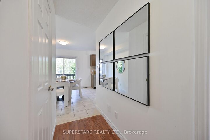 Property Photo: 2280 Baronwood Drive 65 ON L6M 5J8