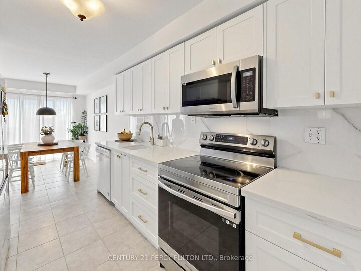 Property Photo: 229 Dicenzo Drive ON L9B 2X7