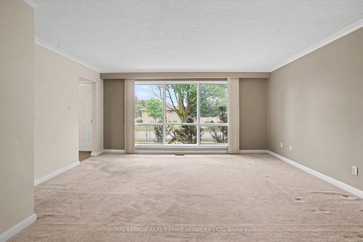 Property Photo: 110 Celestine Drive ON M9R 3N9