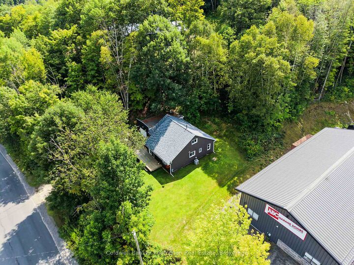 Property Photo: 103 Lindgren Road W ON P1H 1Y2