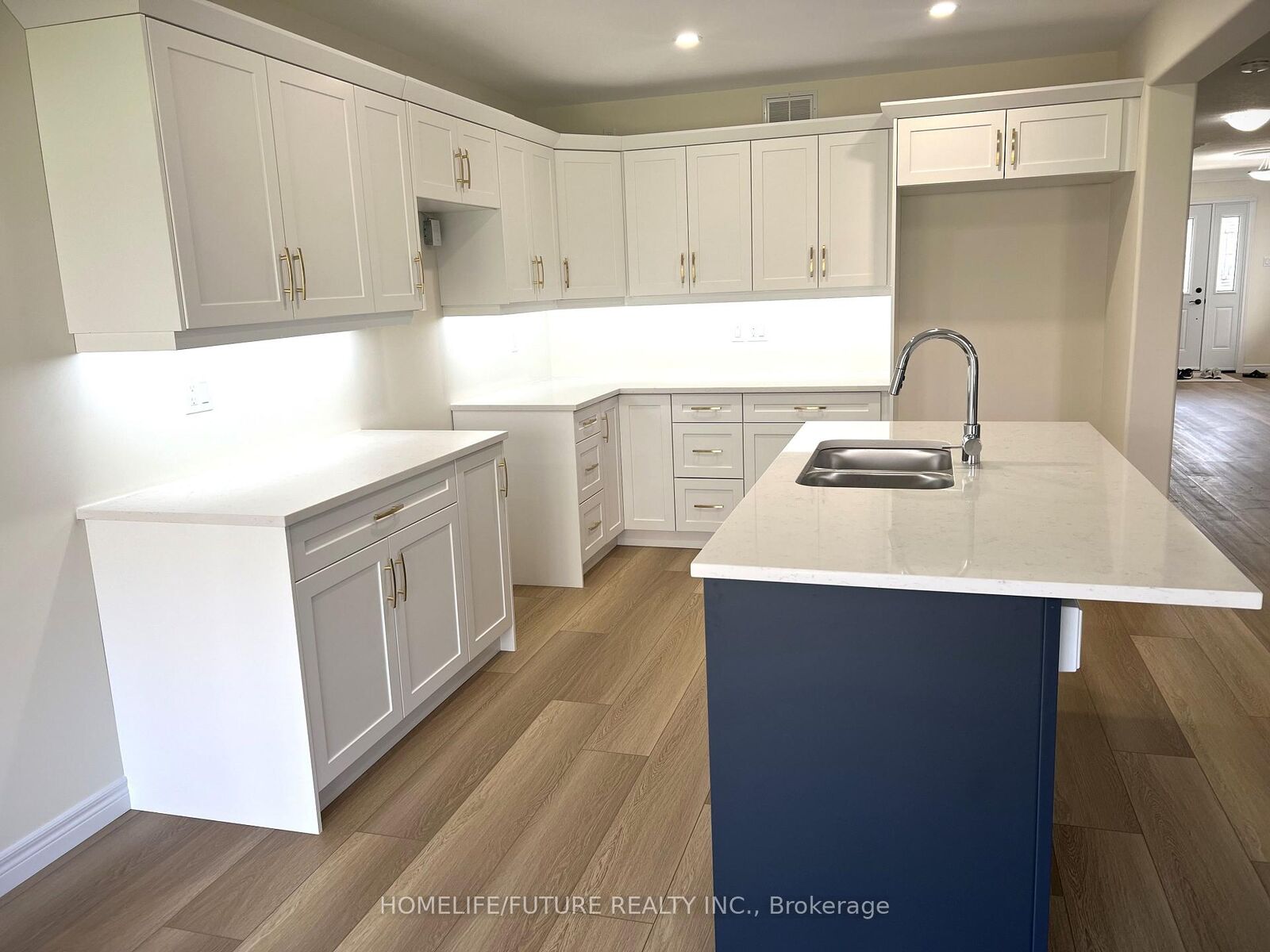 Property Photo:  236 Oneil Street  ON K9K 0H1 
