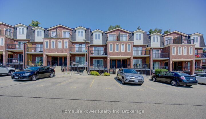 Property Photo:  45 Cedarhill Crescent 5A  ON N2E 0A2 
