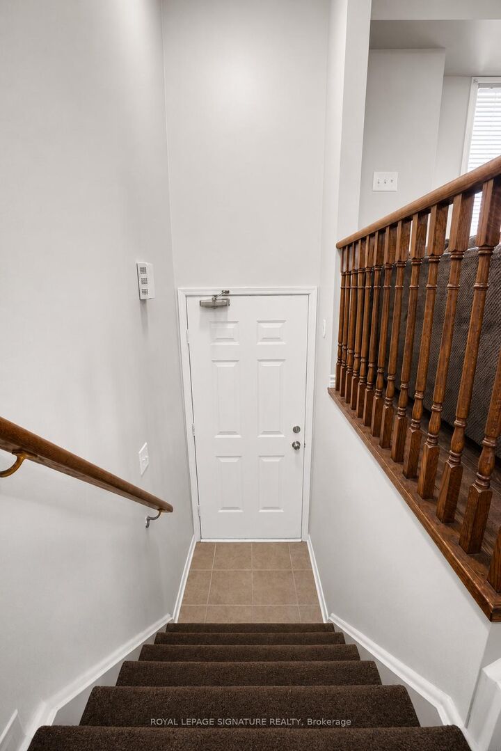 Property Photo:  4950 Winston Churchill Boulevard 114  ON L5M 8E4 