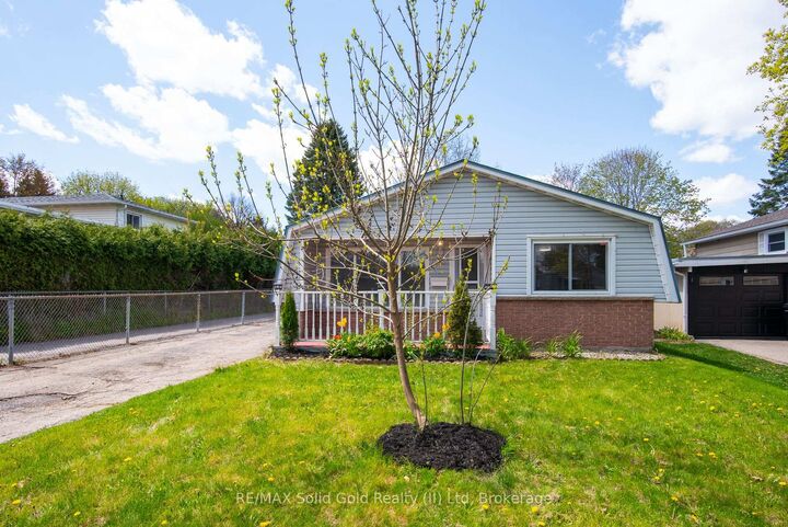 Property Photo:  87 Christopher Drive  ON N2J 4J6 