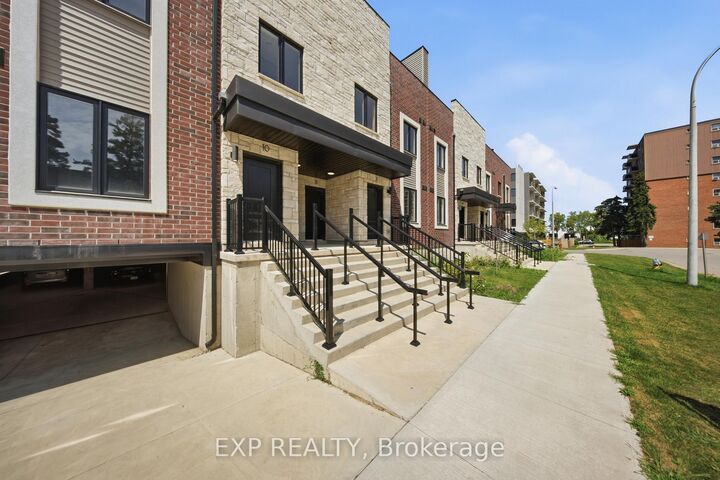 Property Photo: 2 Slessor Boulevard 10 ON L3M 5J4