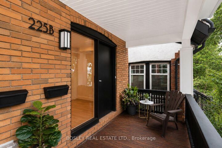 Property Photo: 225 Gainsborough Road B ON M4L 3C7
