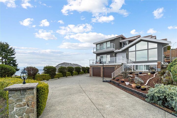 198 Heritage Dr — photo 1