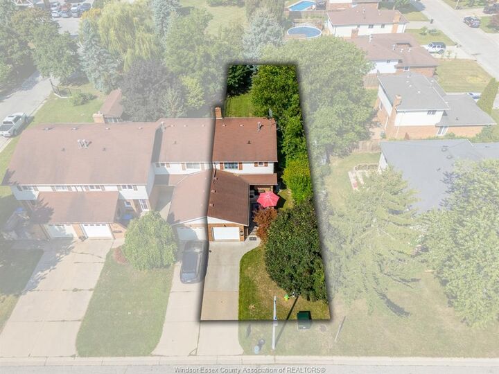 Property Photo: 70 Remark Drive ON N9Y 3R3