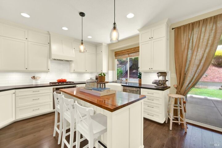 Property Photo:  2440 Skyview Circle  CA 94534 
