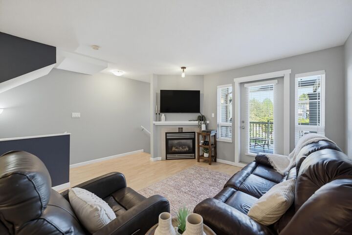 Property Photo: 4787 57 Street 21 BC V4K 4C7
