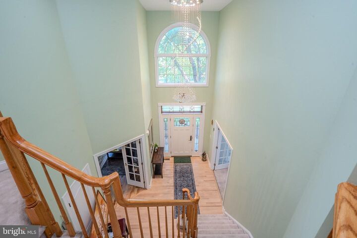 Property Photo:  1 Shelley Court  NJ 08550 