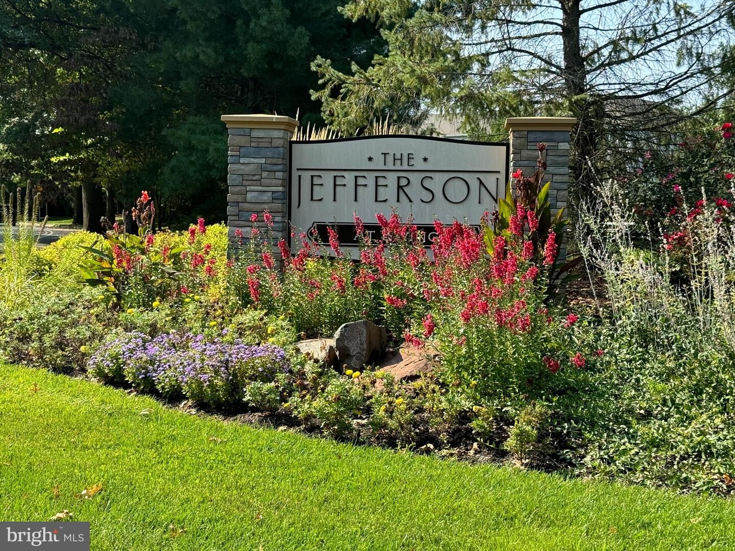 Property Photo:  511 Timberlake Drive  NJ 08618 