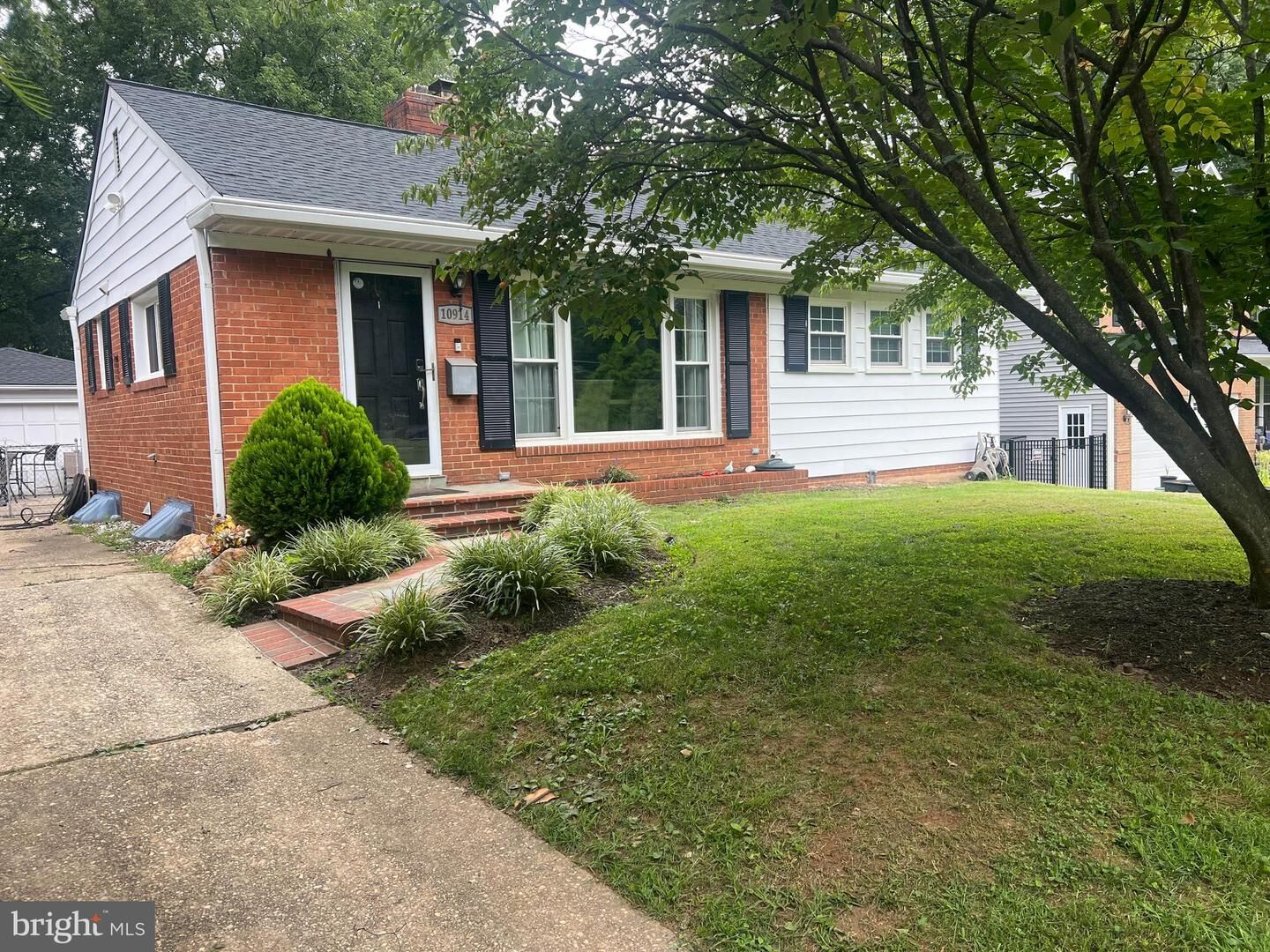 Property Photo:  10914 Byrd Drive  VA 22030 